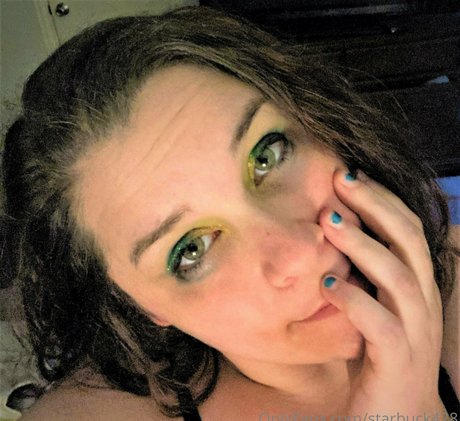 goodgirlgiggles star photo