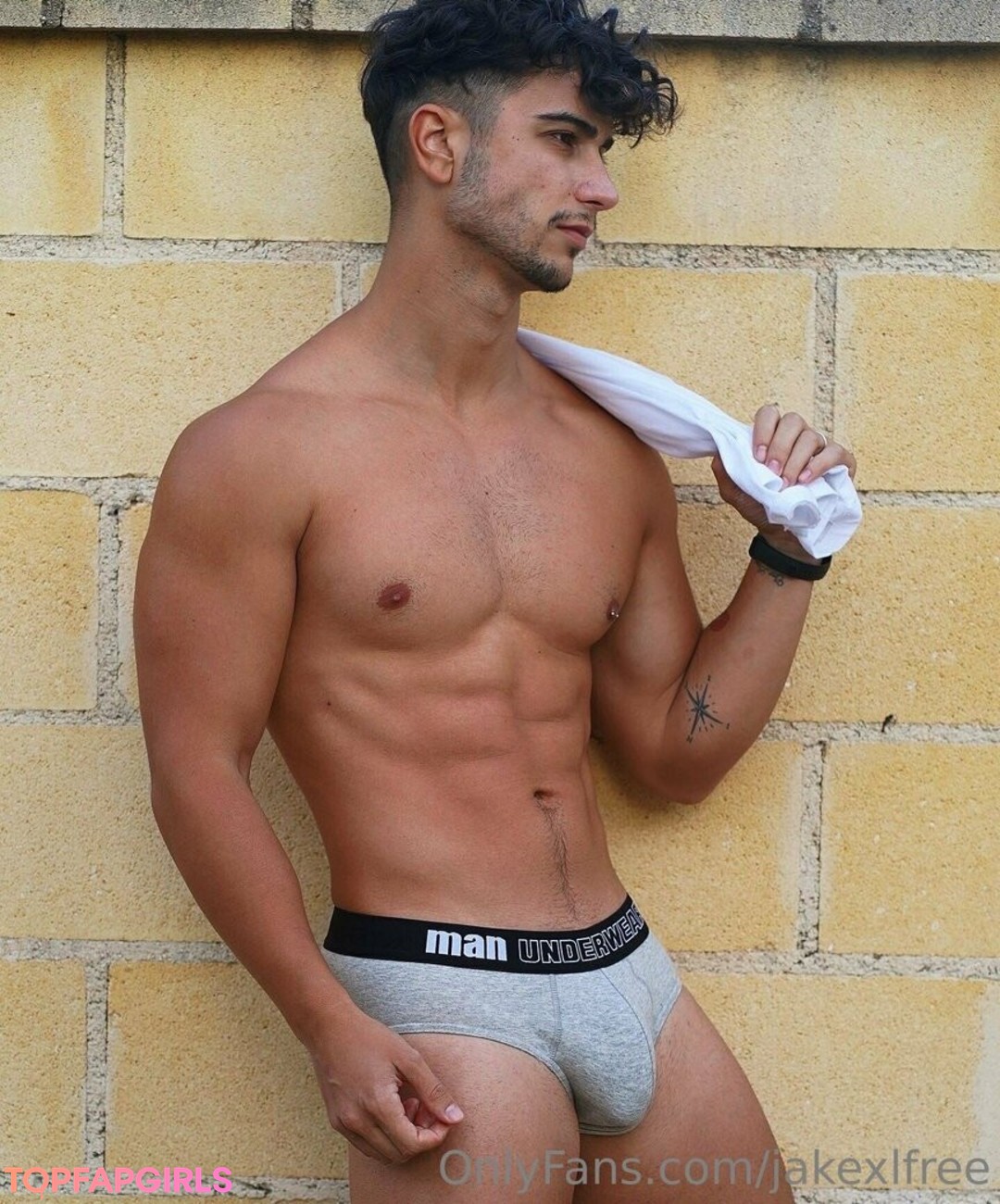 exoticboyfree beautiful actress pic