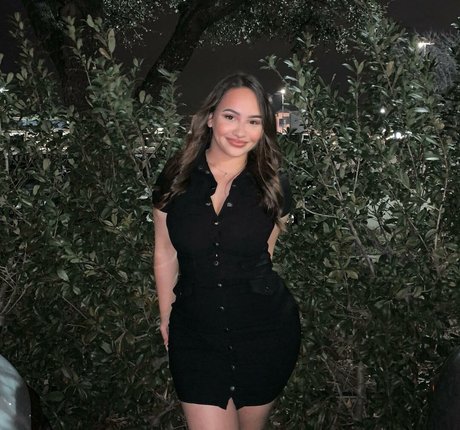 Ellie Johnston star high quality pictures