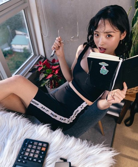 Nayoung Kim beautiful star picture