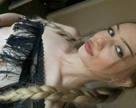 mariacheer18 sexy actress picture