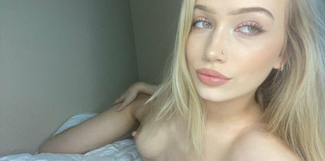 mariacheer18 top pornstar pics