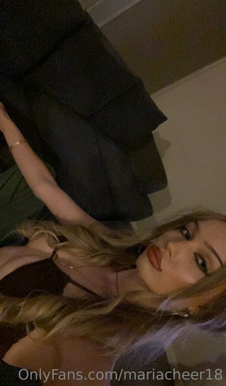 mariacheer18 star erotic picture