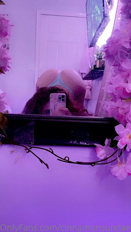 cinnamonsundae1 adult actress pictures