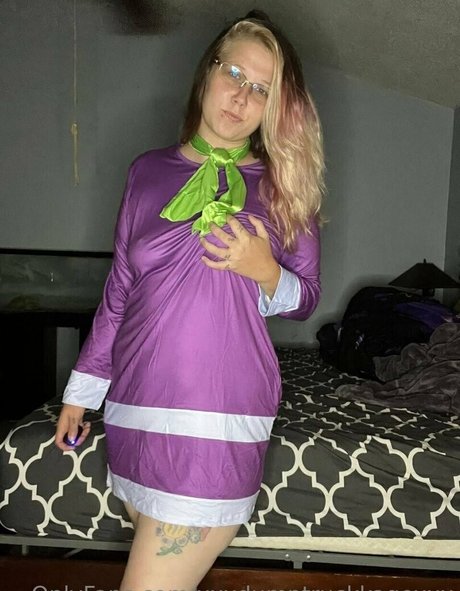 xxxdumptruckkagexxx naked pornstar pic