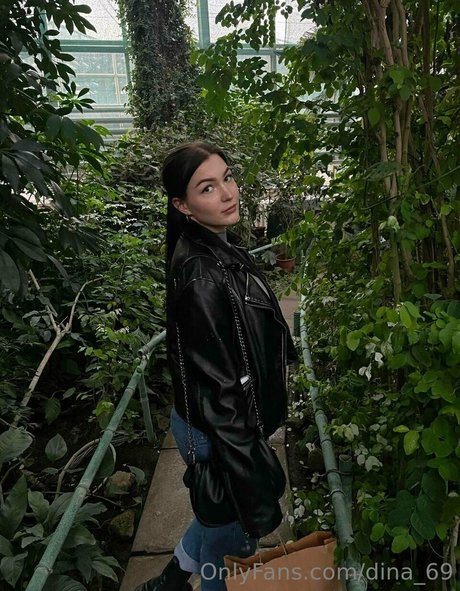 skinny asian teen onlyfans porno gallery