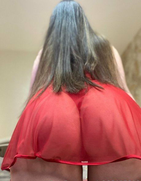 taste my nuts model free pictures