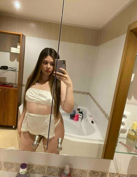 taste my nuts sex star image