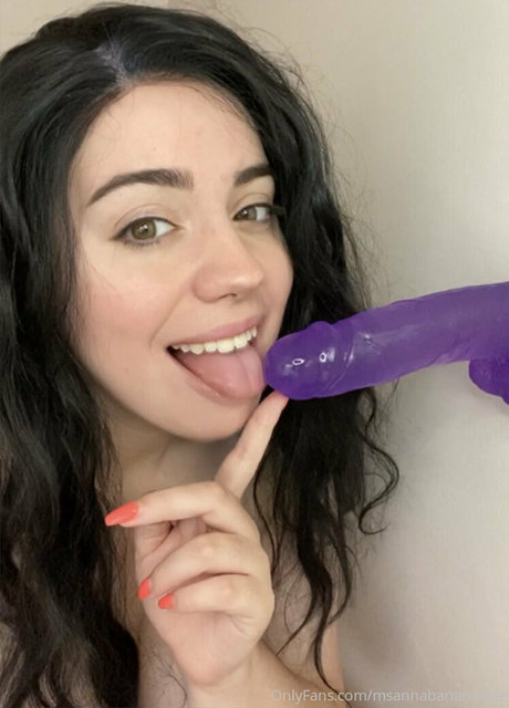 msannabananafree perfect model pictures