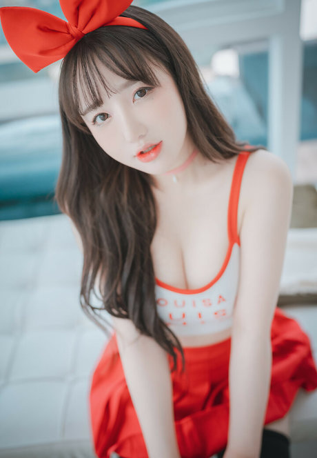 latex onlyfans free porn photo