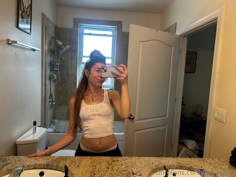 bikinibites pornstar exclusive picture