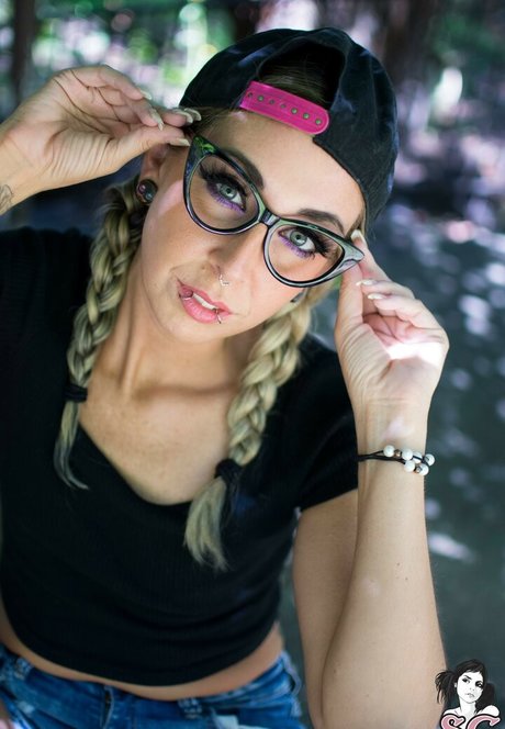 Cheshire_ adult star photo