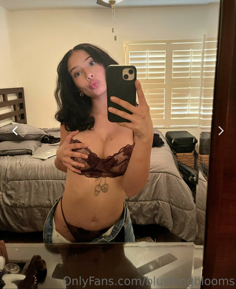 hairy pregnant onlyfans free naked img