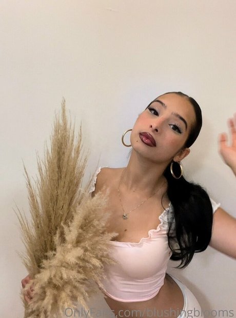 fat girls onlyfans free porn image