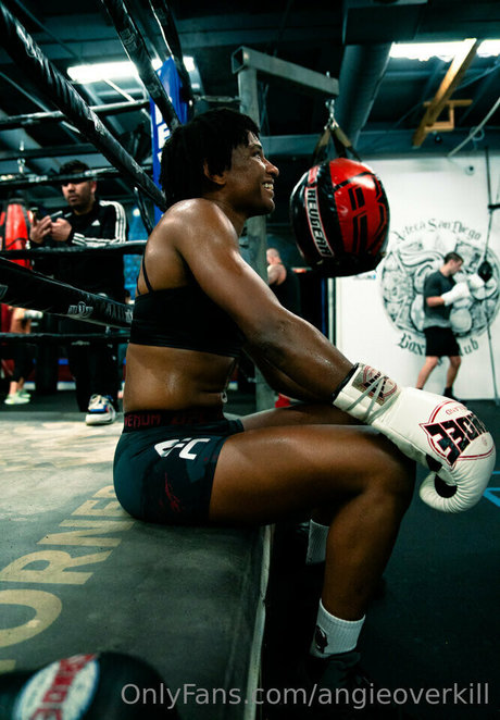 cute anal onlyfans beautiful picture