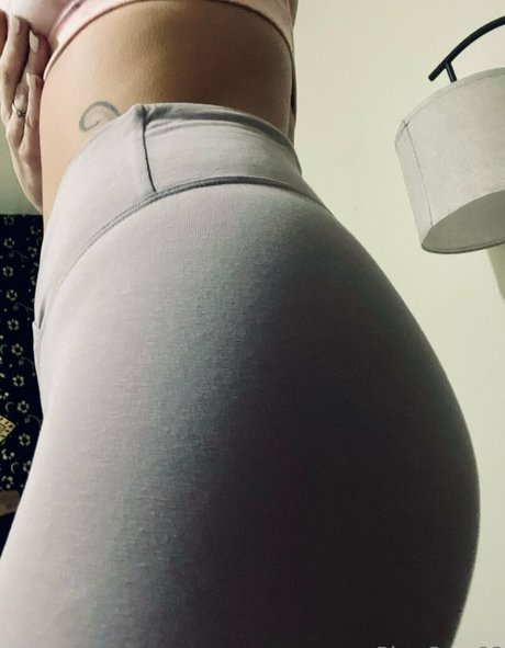 female popular onlyfans best pics