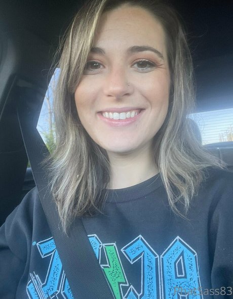 clever belle5 sex star pic