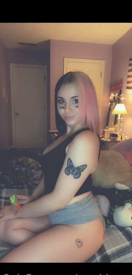 cambbyyy star naked pic