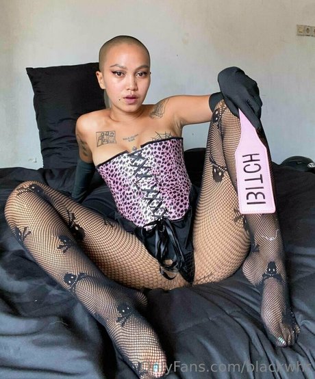 mystery666girl hot pornstar pics