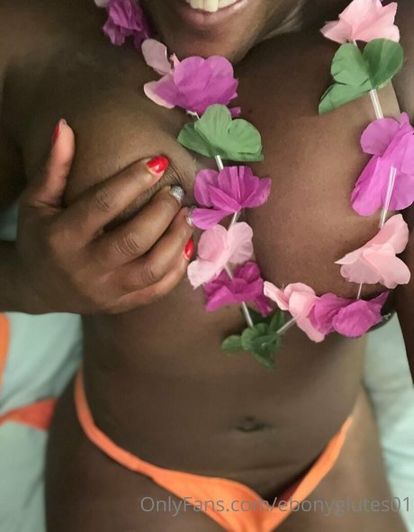 ebonyglutes01 sex star photo