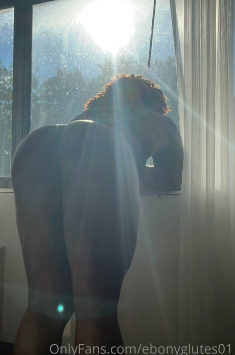 ebonyglutes01 star hd picture