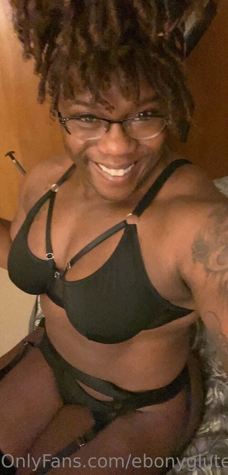 ebonyglutes01 model sexy photo