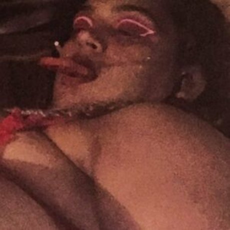 poundcake1908 model pornographic pics