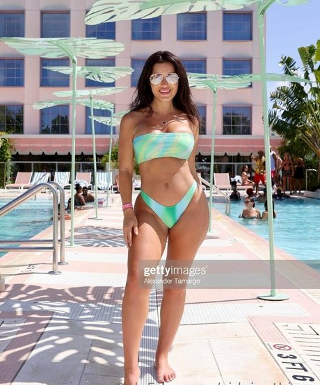 cjdoingthingz model sexy photos