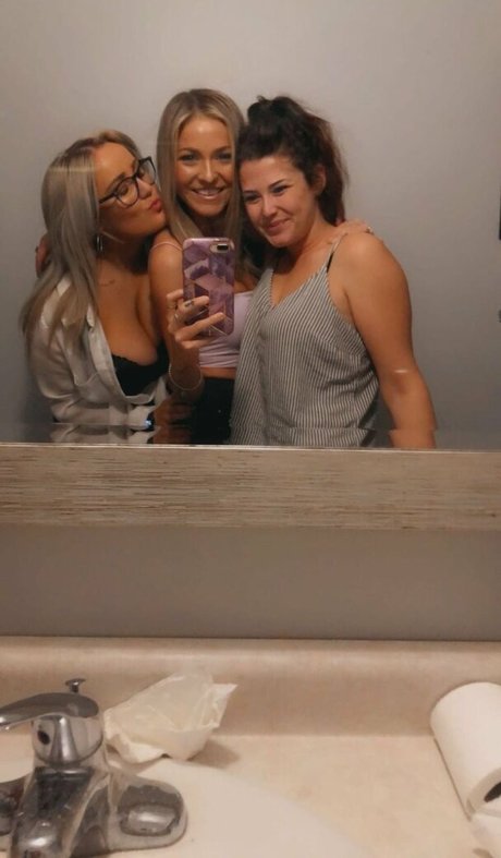 Lilly Alcorn free actress photos