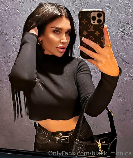 black monica star best photo