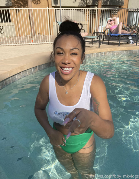 thatonegirlmikeyvlogs xxx pornstar pictures