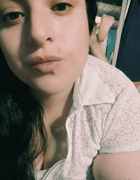 janiis bbw sex model photos