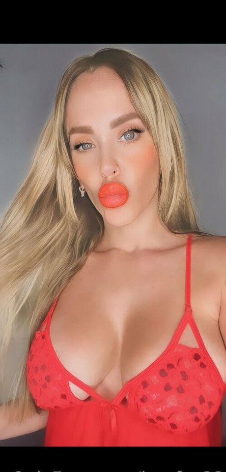 redhead xxx onlyfans nude pic