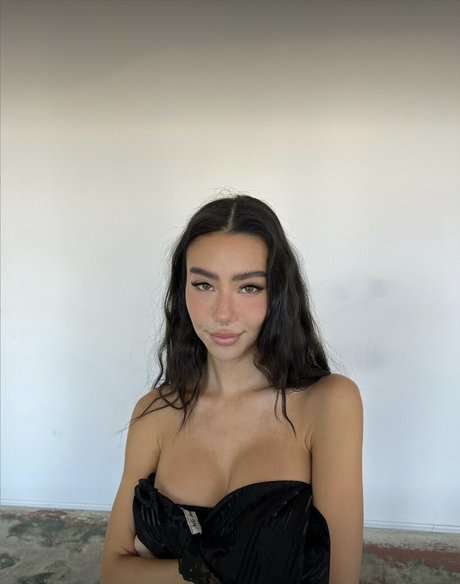 skinny shemale onlyfans pretty galleries