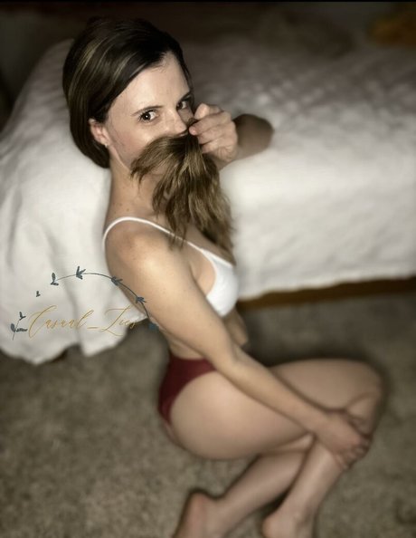 casual lies star naked gallery