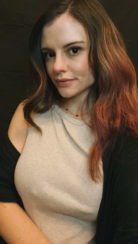 casual lies adult model pictures