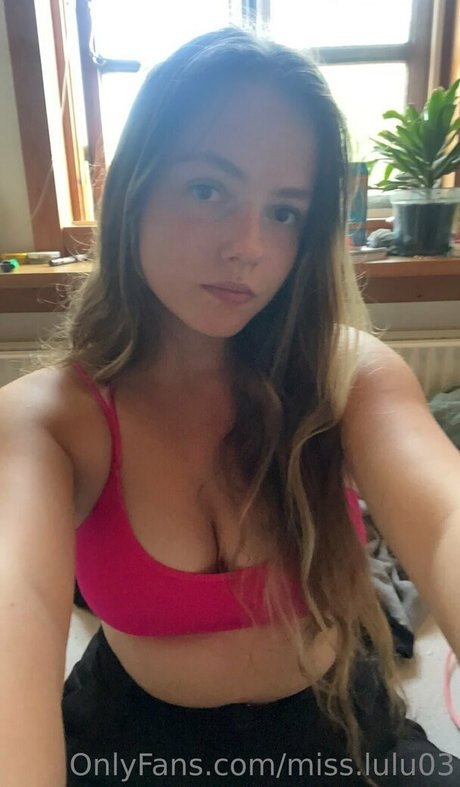 miss lulu03 star top img