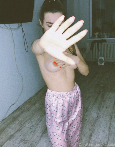 krisstile sexy model img