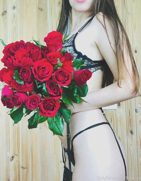 krisstile model free pics