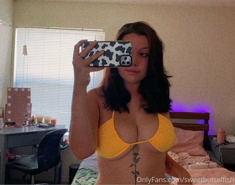 sweetbutselfish model nude archive