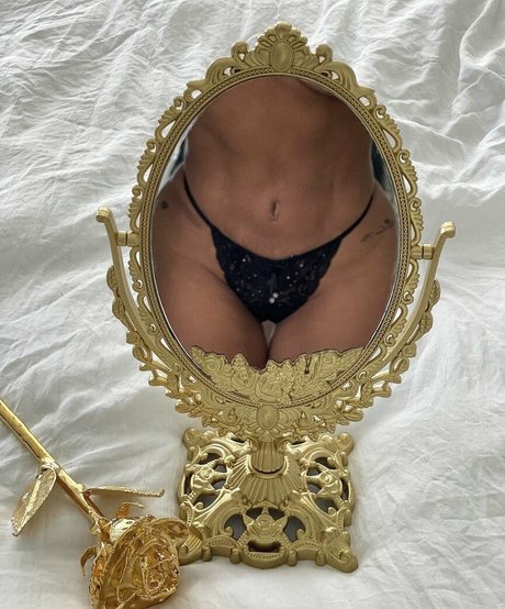 dollycastro exclusive actress archive