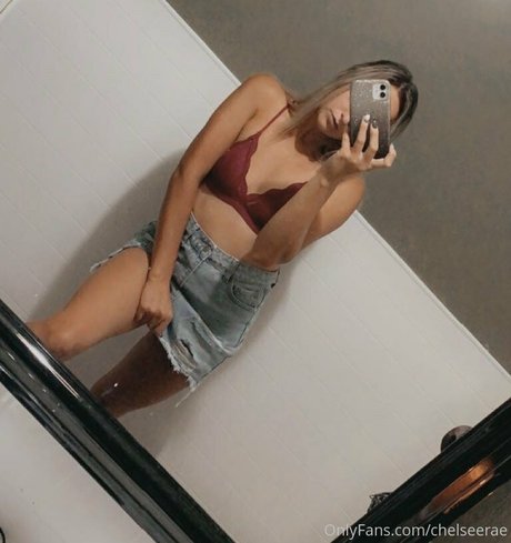 chelseerae nudes actress picture