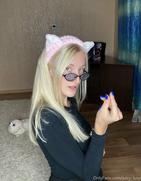 juicy lusy xxx actress photos