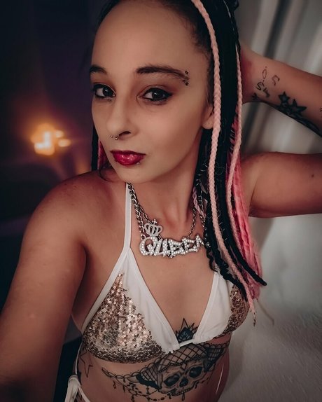 big tits brunette onlyfans nude gallery