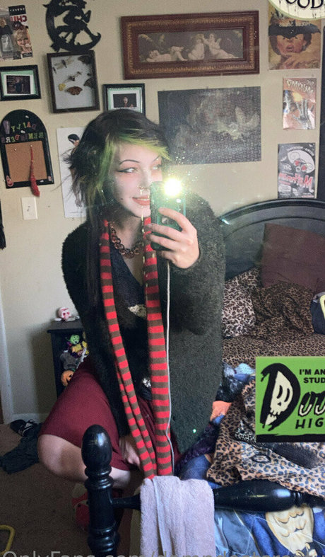 damndestcreature2 perfect star gallery