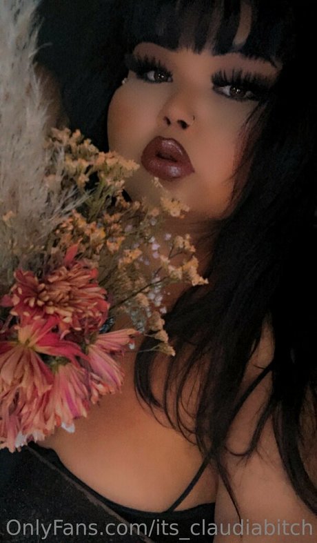 its claudiabitch free actress gallery