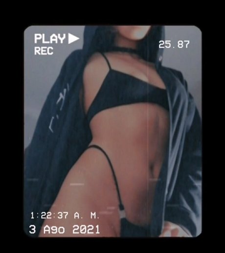 Giok eastwood star high quality picture