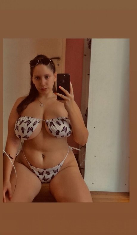 Ludmila Luquez beautiful model photo