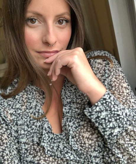 Zhanet Filipova model hot pic