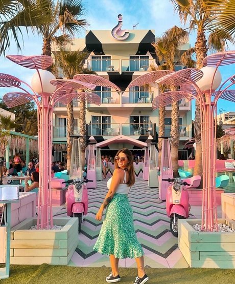 Zhanet Filipova adult actress pics